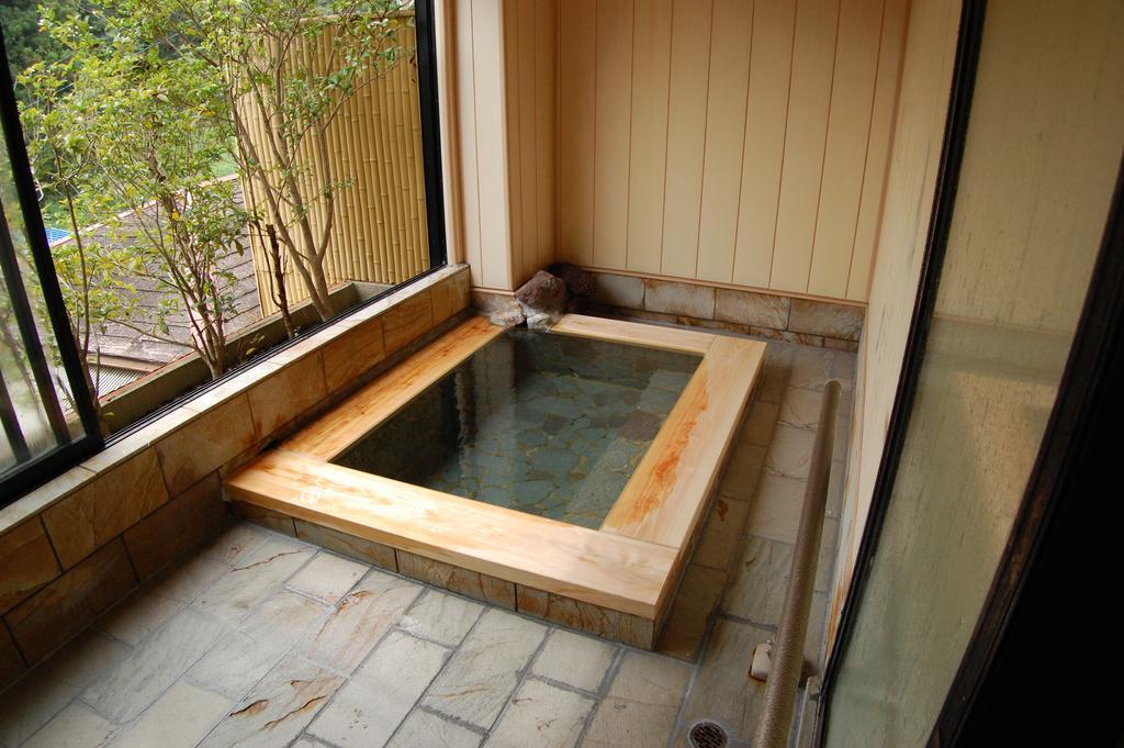 Sawatari Onsen Miyataya Ryokan Nakanojo Eksteriør bilde